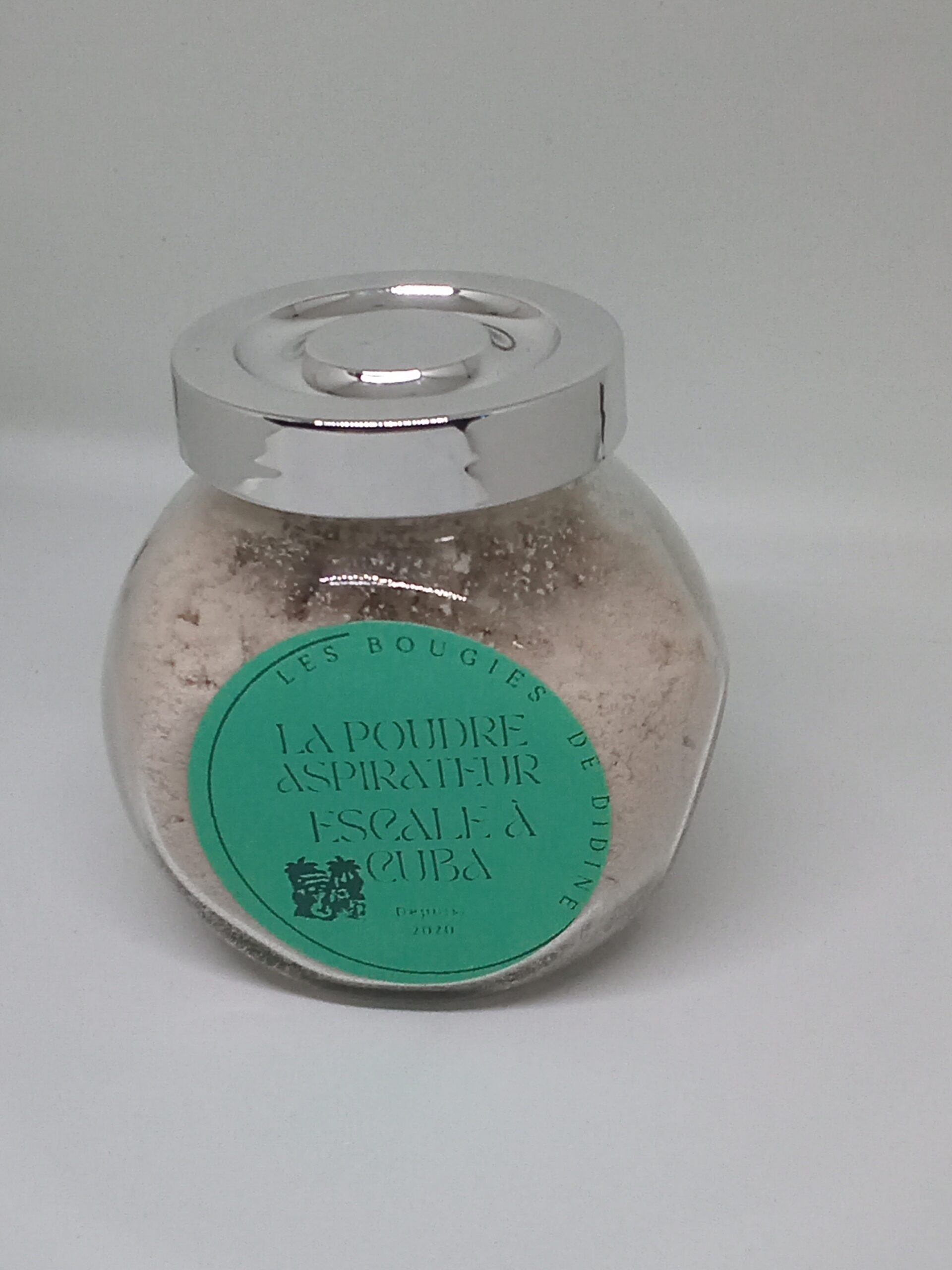 poudre aspirateur senteur escale a Cuba
